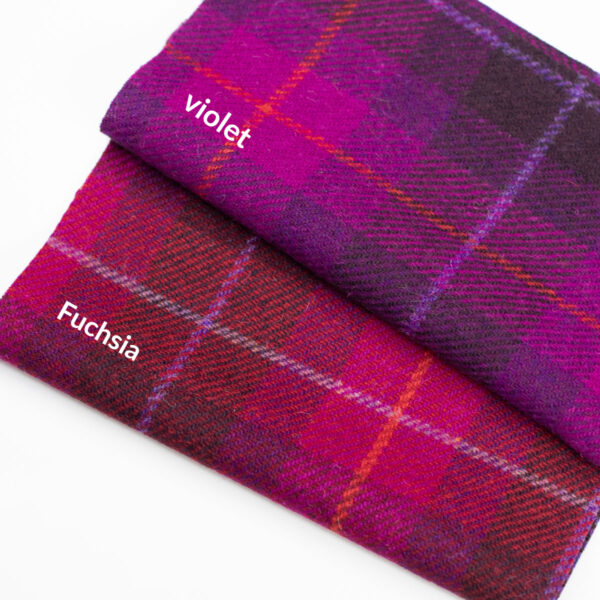 Harris Tweed  Fuchsia Checks  30x25 cm - Image 3